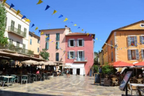 VALBONNE Maison cœur de village